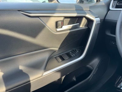 2025 Toyota RAV4 Hybrid XLE AWD