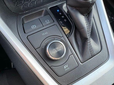 2025 Toyota RAV4 Hybrid XLE AWD