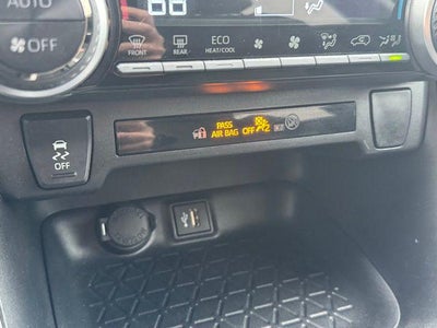 2025 Toyota RAV4 Hybrid XLE AWD