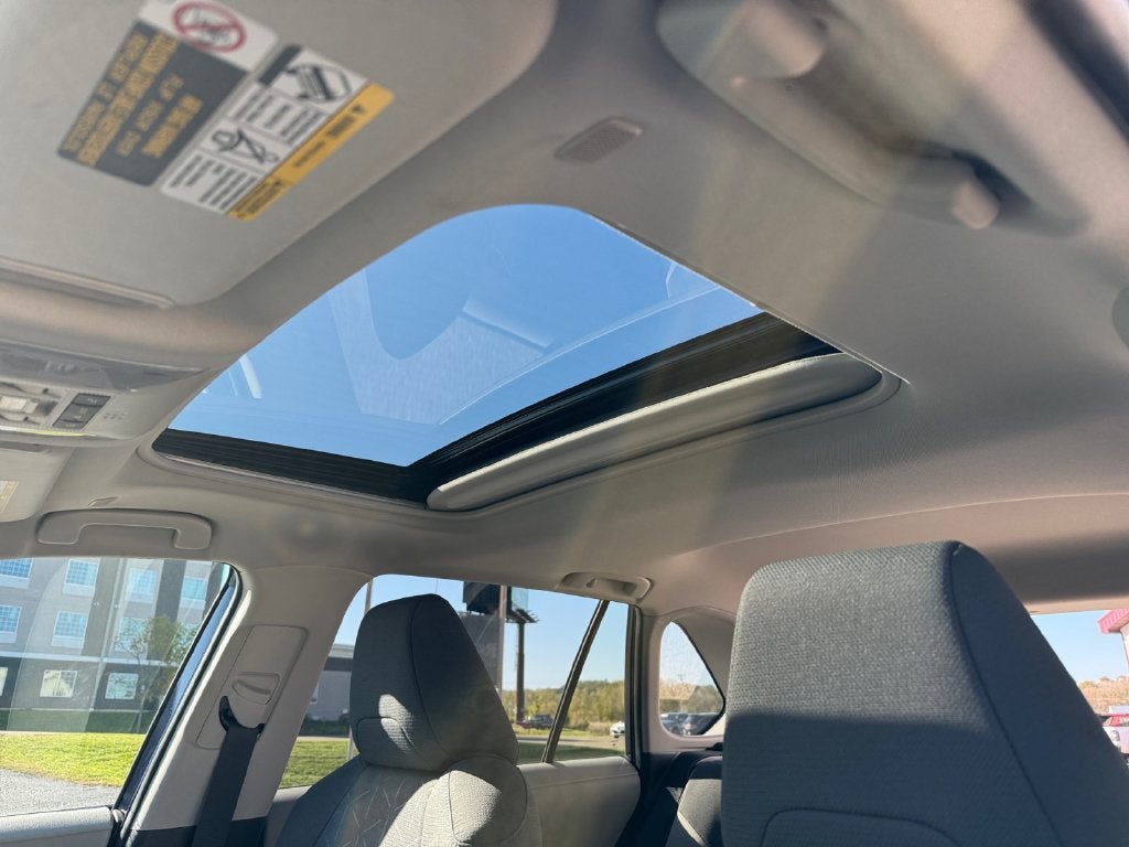 2025 Toyota RAV4 Hybrid XLE AWD