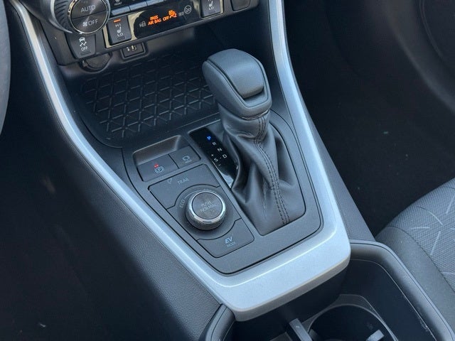 2025 Toyota RAV4 Hybrid XLE AWD