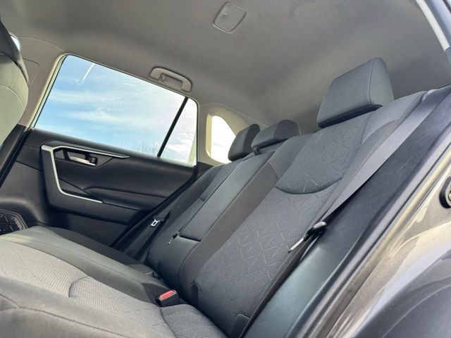 2025 Toyota RAV4 Hybrid XLE AWD