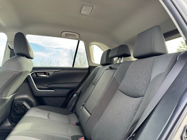 2025 Toyota RAV4 Hybrid XLE AWD