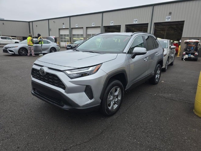 2025 Toyota RAV4 Hybrid XLE AWD