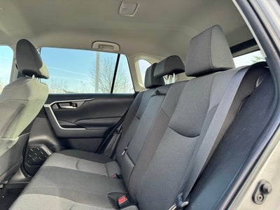 2025 Toyota RAV4 Hybrid XLE AWD