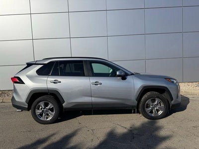 2025 Toyota RAV4 Hybrid XLE AWD