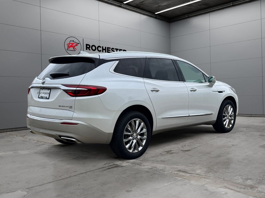 2019 Buick Enclave Essence AWD