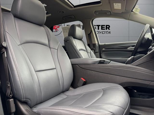 2019 Buick Enclave Essence AWD