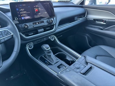 2024 Toyota Grand Highlander XLE AWD