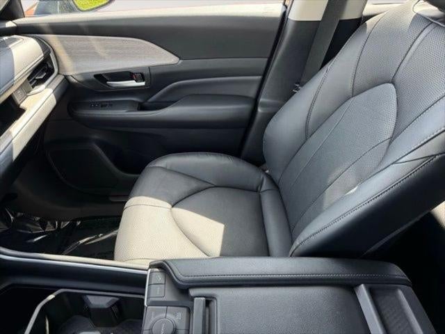 2024 Toyota Grand Highlander Limited AWD