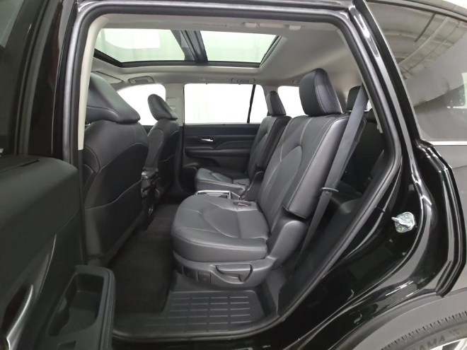 2024 Toyota Grand Highlander Platinum AWD