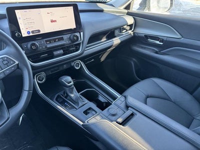 2025 Toyota Grand Highlander XLE AWD