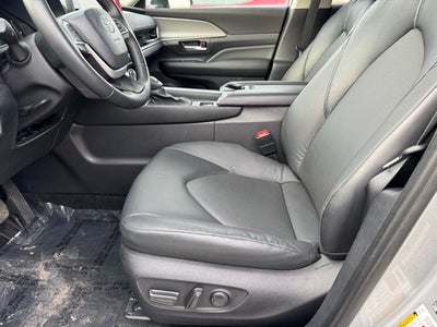 2025 Toyota Grand Highlander XLE AWD