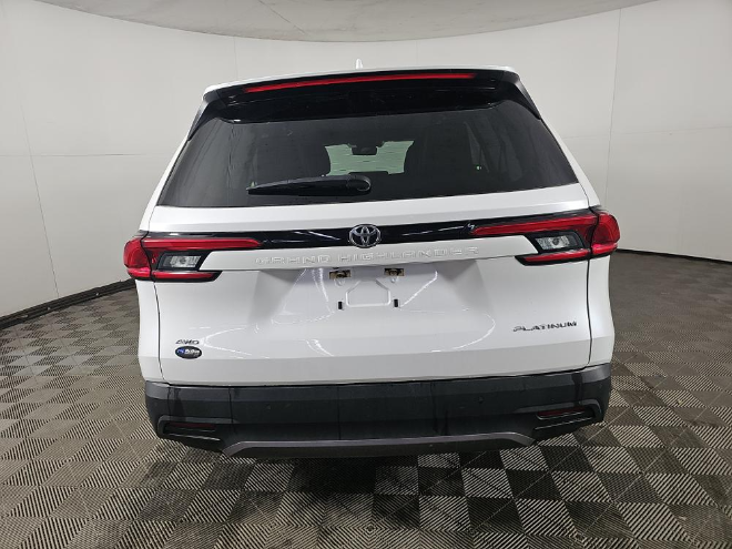 2024 Toyota Grand Highlander Platinum AWD