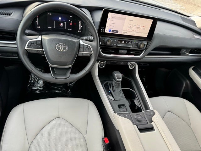 2025 Toyota Grand Highlander XLE AWD