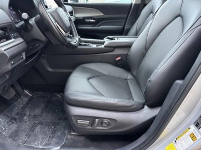 2025 Toyota Grand Highlander XLE AWD