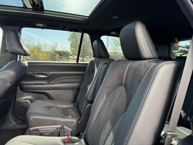 2025 Toyota Grand Highlander Hybrid MAX Platinum AWD