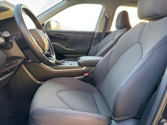 2021 Toyota Highlander Hybrid LE AWD