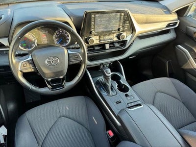 2021 Toyota Highlander Hybrid LE AWD