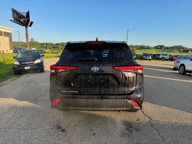2021 Toyota Highlander Hybrid LE AWD