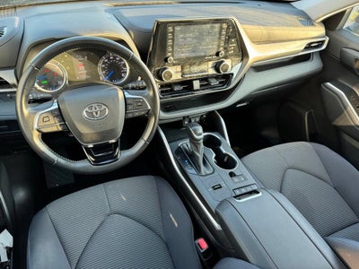 2021 Toyota Highlander Hybrid LE AWD