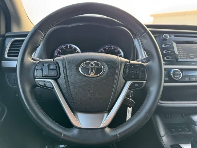 2014 Toyota Highlander LE Plus V6 AWD