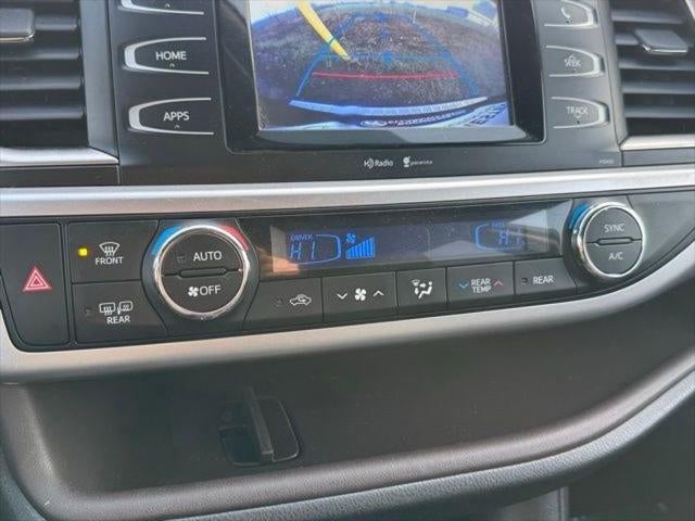 2014 Toyota Highlander LE Plus V6 AWD