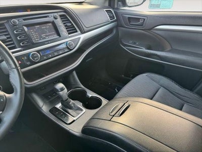2014 Toyota Highlander LE Plus V6 AWD