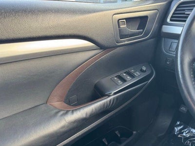2014 Toyota Highlander LE Plus V6 AWD