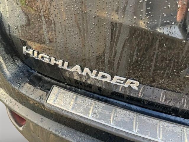 2014 Toyota Highlander LE Plus V6 AWD