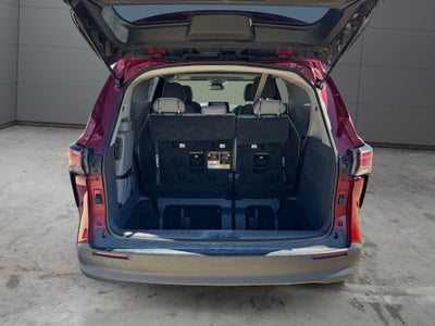 2021 Toyota Sienna LE 8 Passenger