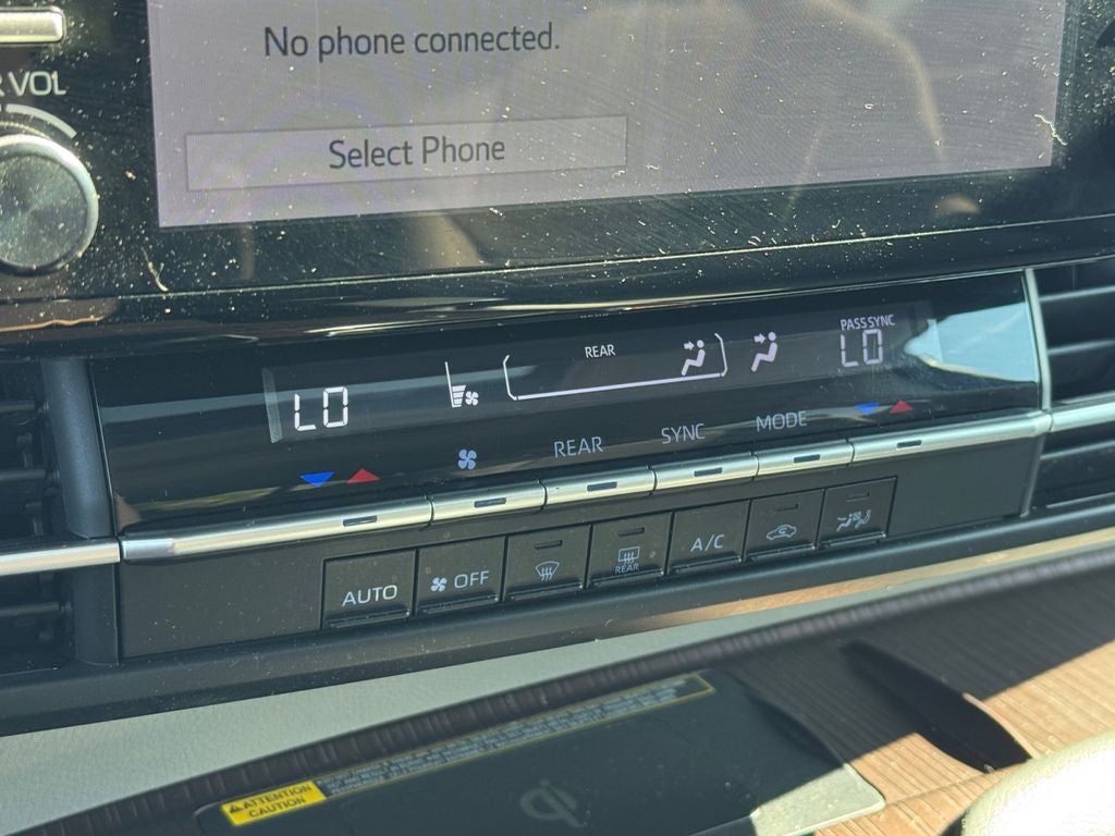 2021 Toyota Sienna LE 8 Passenger