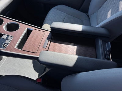 2021 Toyota Sienna LE 8 Passenger