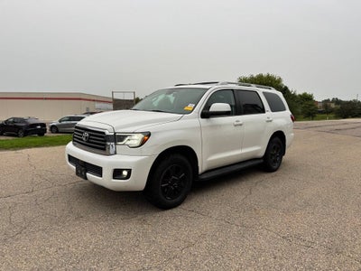 2019 Toyota Sequoia SR5 5.7L