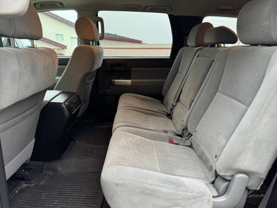 2019 Toyota Sequoia SR5 5.7L