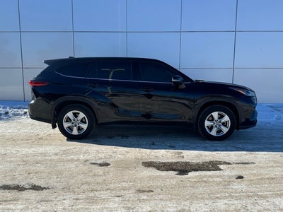2022 Toyota Highlander LE AWD