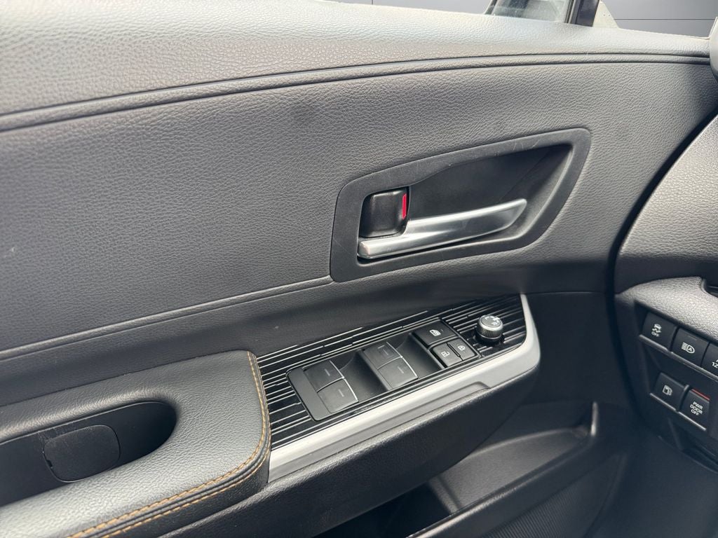 2025 Toyota Sienna Woodland Edition 7 Passenger