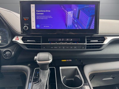 2025 Toyota Sienna Woodland Edition 7 Passenger