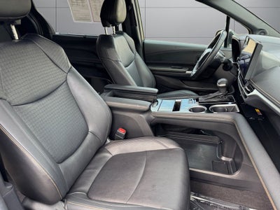 2025 Toyota Sienna Woodland Edition 7 Passenger