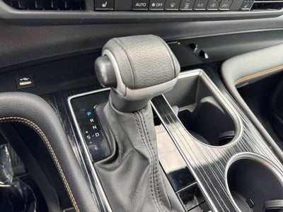 2025 Toyota Sienna Woodland Edition 7 Passenger