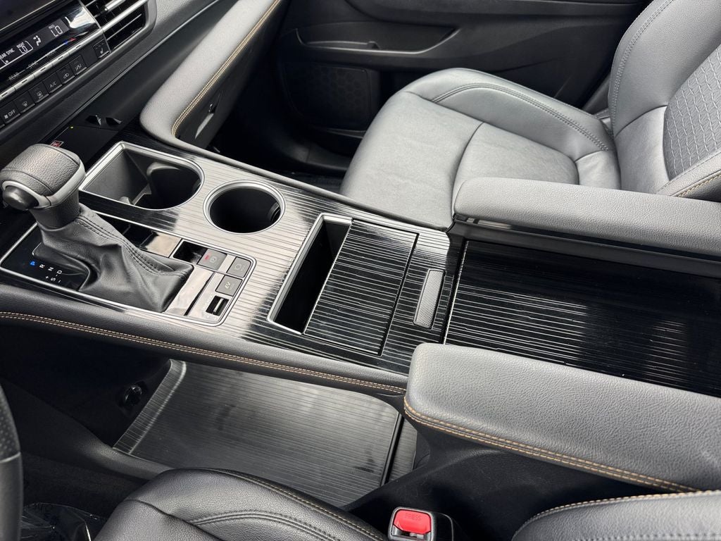 2025 Toyota Sienna Woodland Edition 7 Passenger