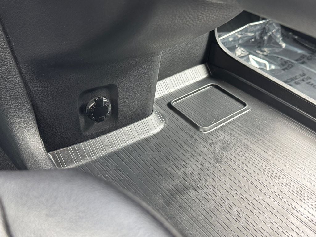 2025 Toyota Sienna Woodland Edition 7 Passenger