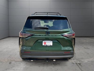 2025 Toyota Sienna Woodland Edition 7 Passenger