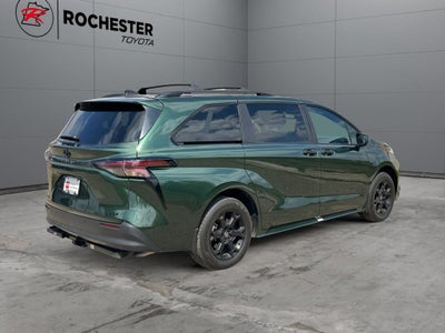 2025 Toyota Sienna Woodland Edition 7 Passenger