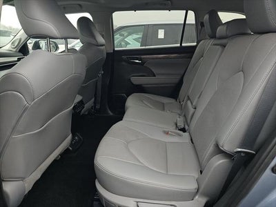 2021 Toyota Highlander Hybrid Limited AWD
