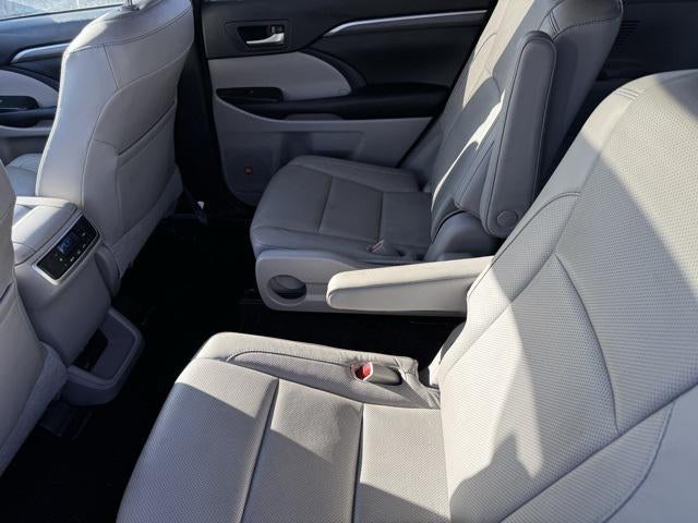 2017 Toyota Highlander Hybrid Limited AWD