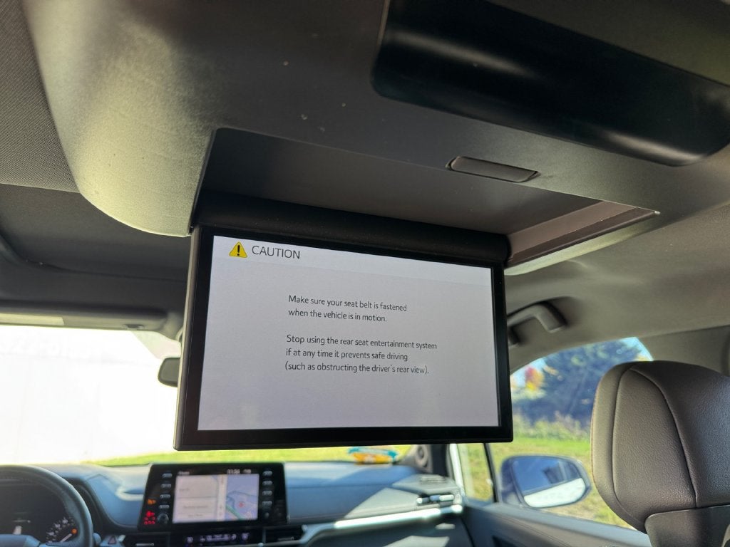2021 Toyota Sienna XSE 7 Passenger