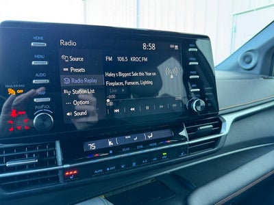 2022 Toyota Sienna XSE 7 Passenger