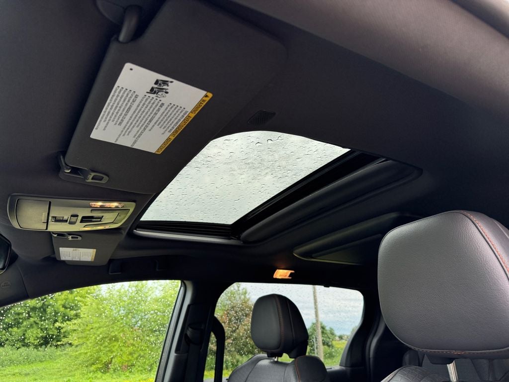 2022 Toyota Sienna XSE 7 Passenger