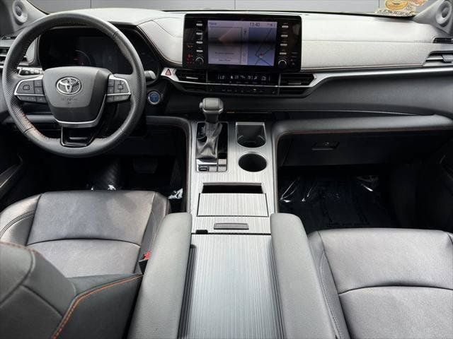 2023 Toyota Sienna XSE 7 Passenger